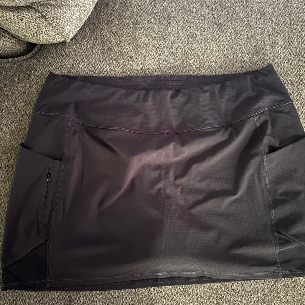 Black Athleta Skort with Pockets